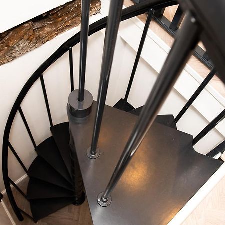 Modern Finish To A Historic Brewers House, Derby Villa Exterior photo